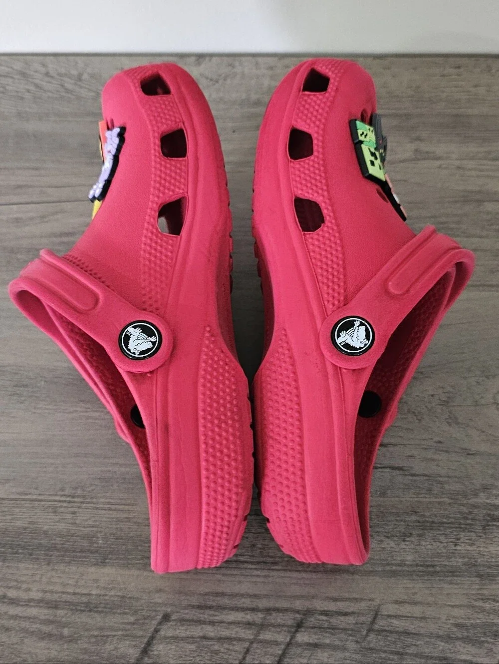 CROCS Kids Varsity Red Classic Clog Charms Boy J 2